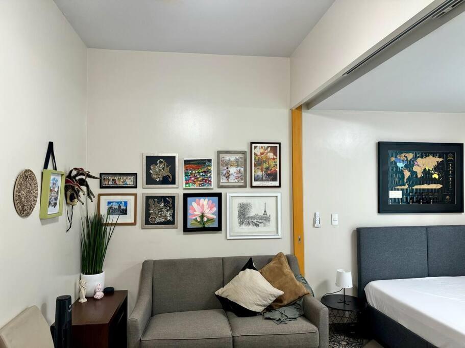 Apartment Bgc 1br Unit Linked To Uptown Mall With Own Parking